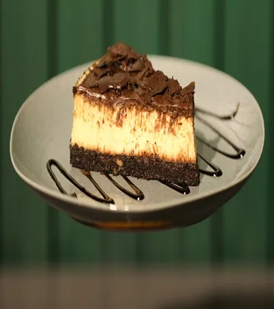 ÇİKOLATALI CHEESCAKE